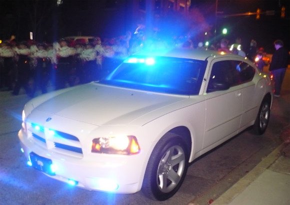 Real Chamblee Police looking for fake officers driving Charger similar to this. Two guys with guns impersonating police pulled over a couple on Buford Highway