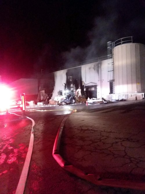 Dozens of homes around the Tyson Foods chicken plant on Industrial Park Blvd have been evacuated after a chemical fire at the plant began around 10 Wednesday night. Terrell County EMA Director Billy McClung said around 40 homes have been evacuated in the area of Old Mill Road and the intersection of Highway 32.
