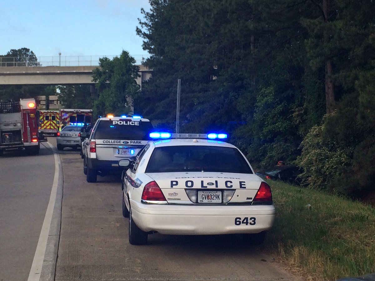 A woman was killed in a wreck along Interstate 85 southbound between the Camp Creek Parkway and Riverdale Road exits between 7:30 and 8:00 Sunday morning. Police and EMT units from Atlanta and College Park responded to the area of the wreck, near Atlanta Hartsfield-Jackson International Airport