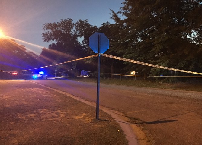 The GBI is on the scene of a homicide investigation in Cordele.  It happened on South 12th Street near 19th Avenue.