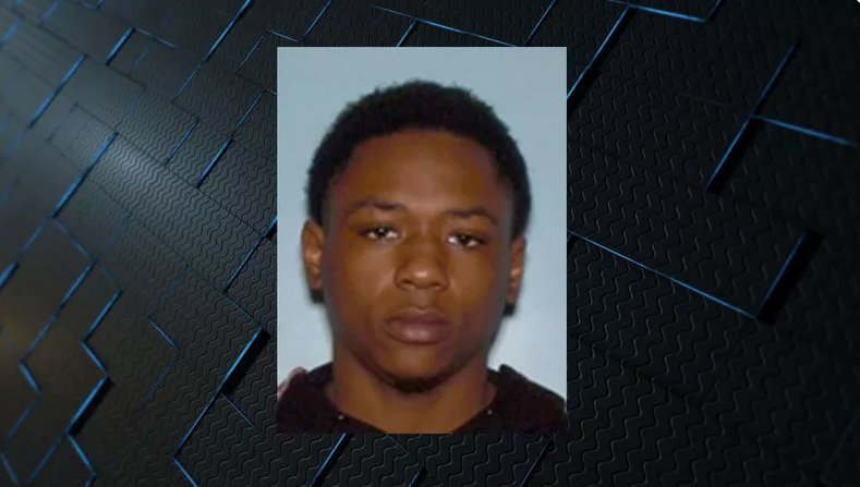 A man wanted for a murder in Vidalia is now in custody. The Vidalia Police Department says 19-year-old Malique Rheem Harrington turned himself in to police in North Georgia. He was wanted in connection to the shooting death of 21-year-old Jerry Lee Clark Jr. last Thursday at the Raymonia Apartments on Easter Drive in Vidalia.