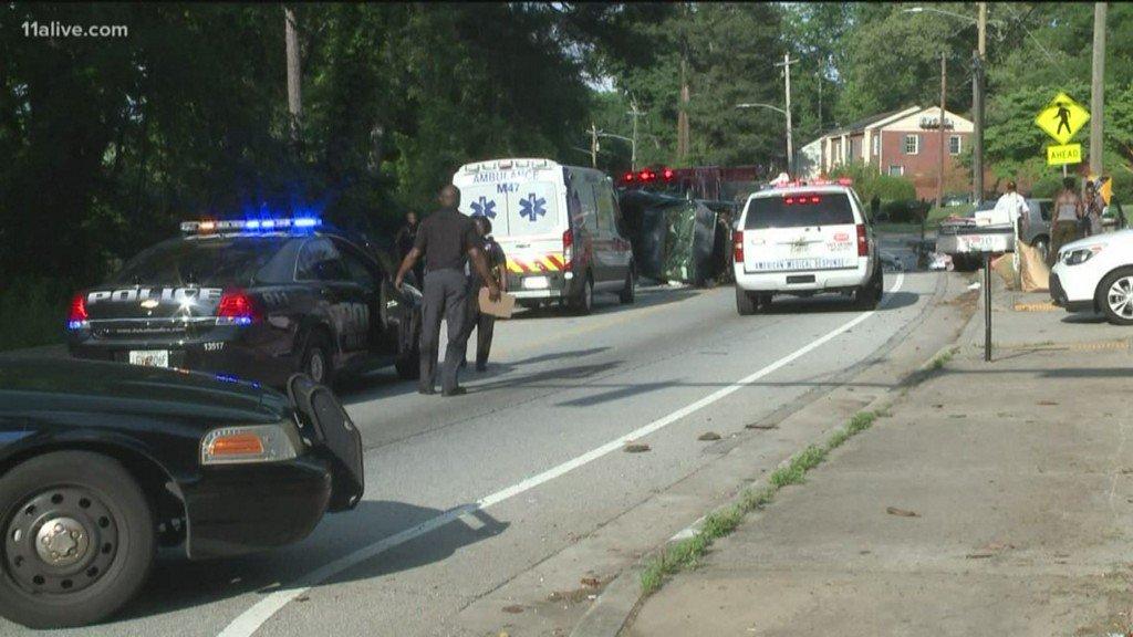 One person was killed in a vehicle crash Saturday afternoon on Glenwood Avenue in unincorporated Decatur. Police said three people were ejected from the crash at 2001 Glenwood Avenue.