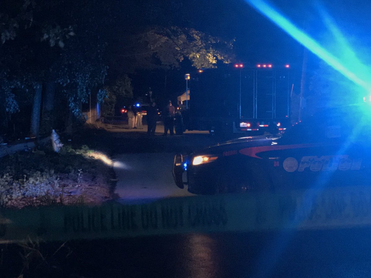 Man in mid-late 40's shot and killed on Boulder Park Dr. SW right on bridge over I-285  