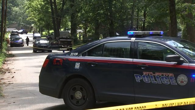 Atlanta police are investigating a double-homicide in southeast Atlanta. Police said officers arrived at the location in reference to a person shot. They found a woman dead at the scene.