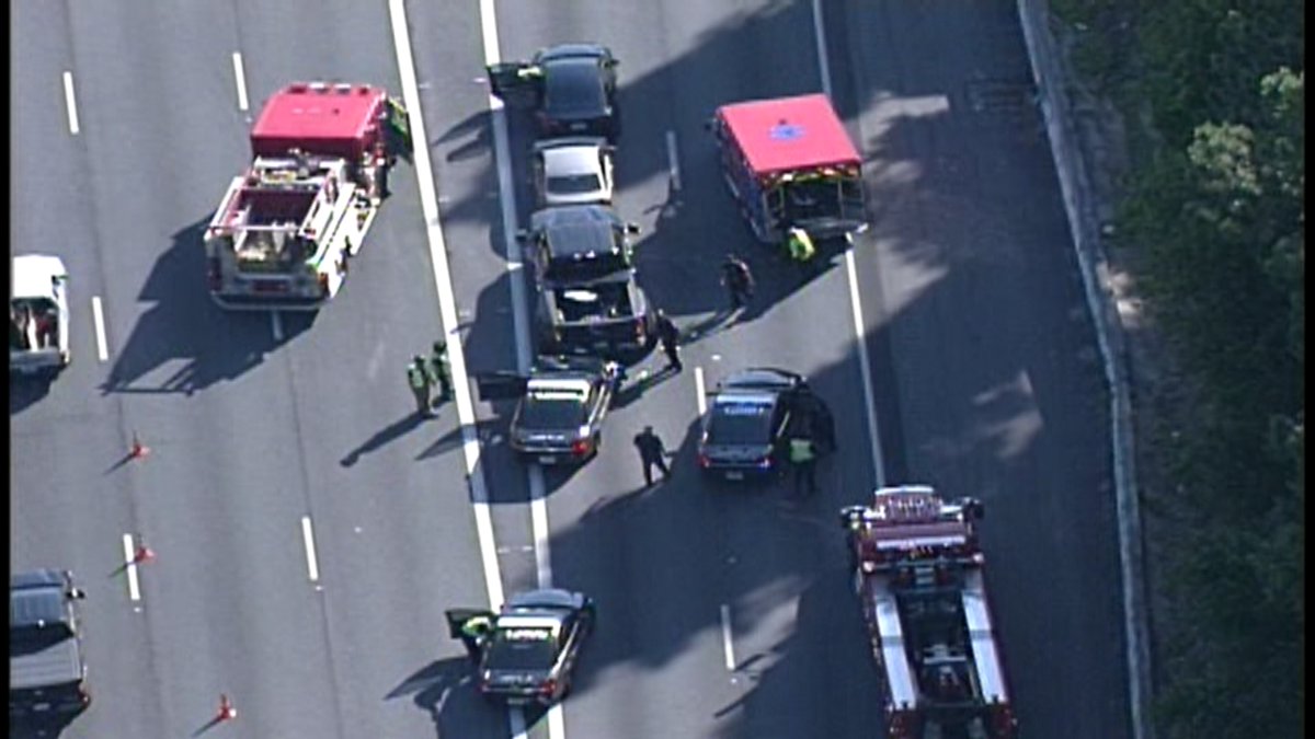 A multi-vehicle crash involving a police officer is causing traffic delays on Hwy 78 WB at I-285. According to Triple Team Traffic, there is a heavy police presence in the area.