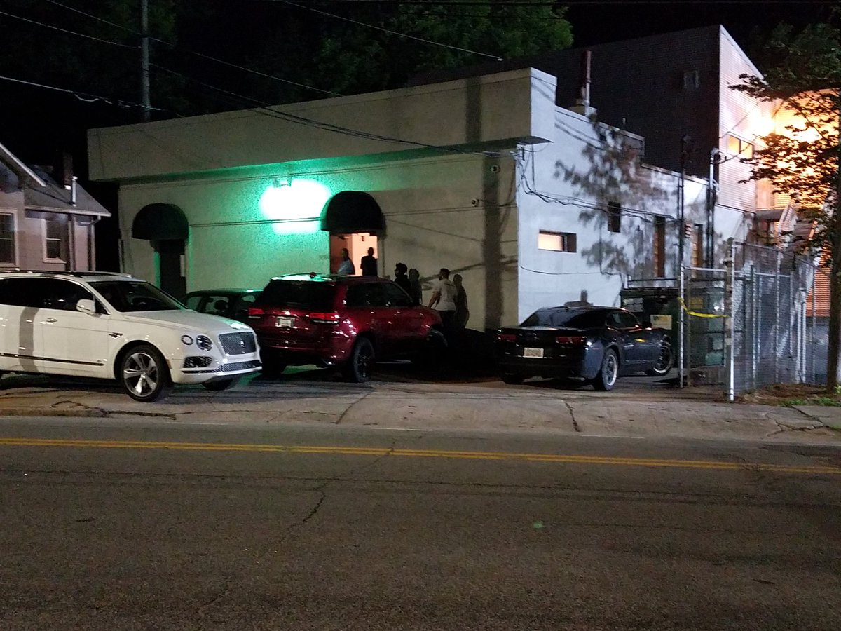 Three people hurt in shooting / stabbing at NW Atlanta recording studio.  Ambushed/robbed as they came out after making music