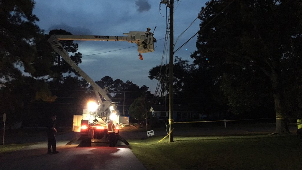 Around 1,400 without power in Warner Robins after car wreck    