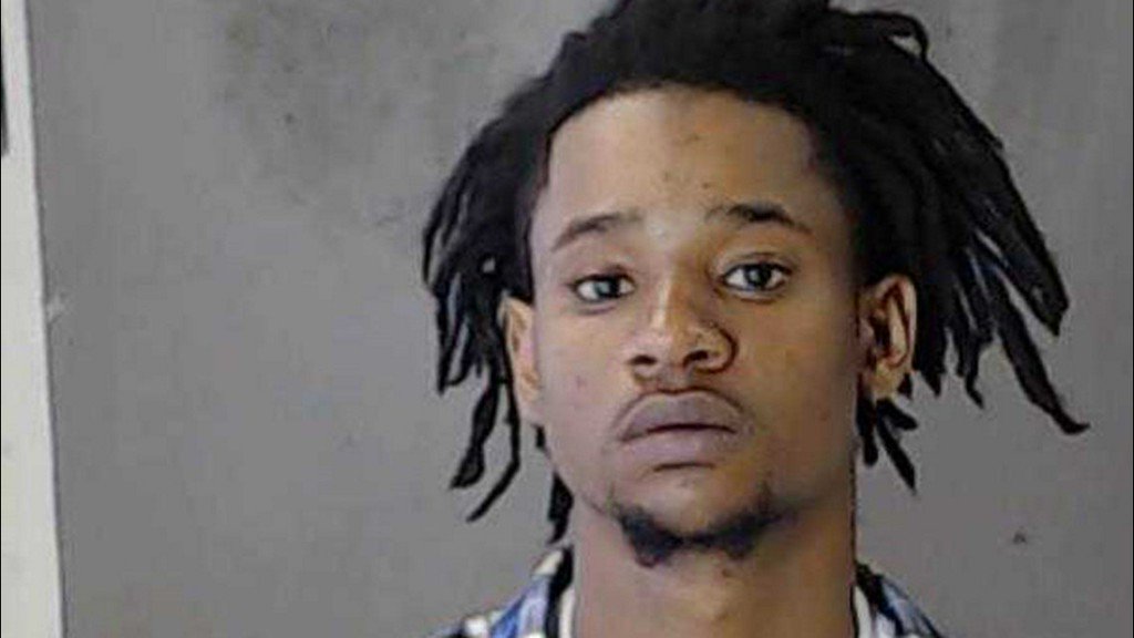 Teen kills friend for $1,500    