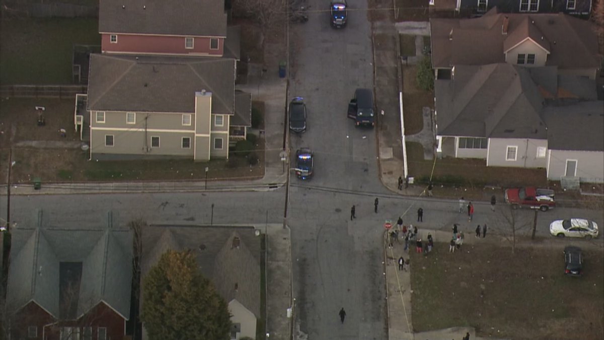 Homeowner shoots, kills suspected home invader    