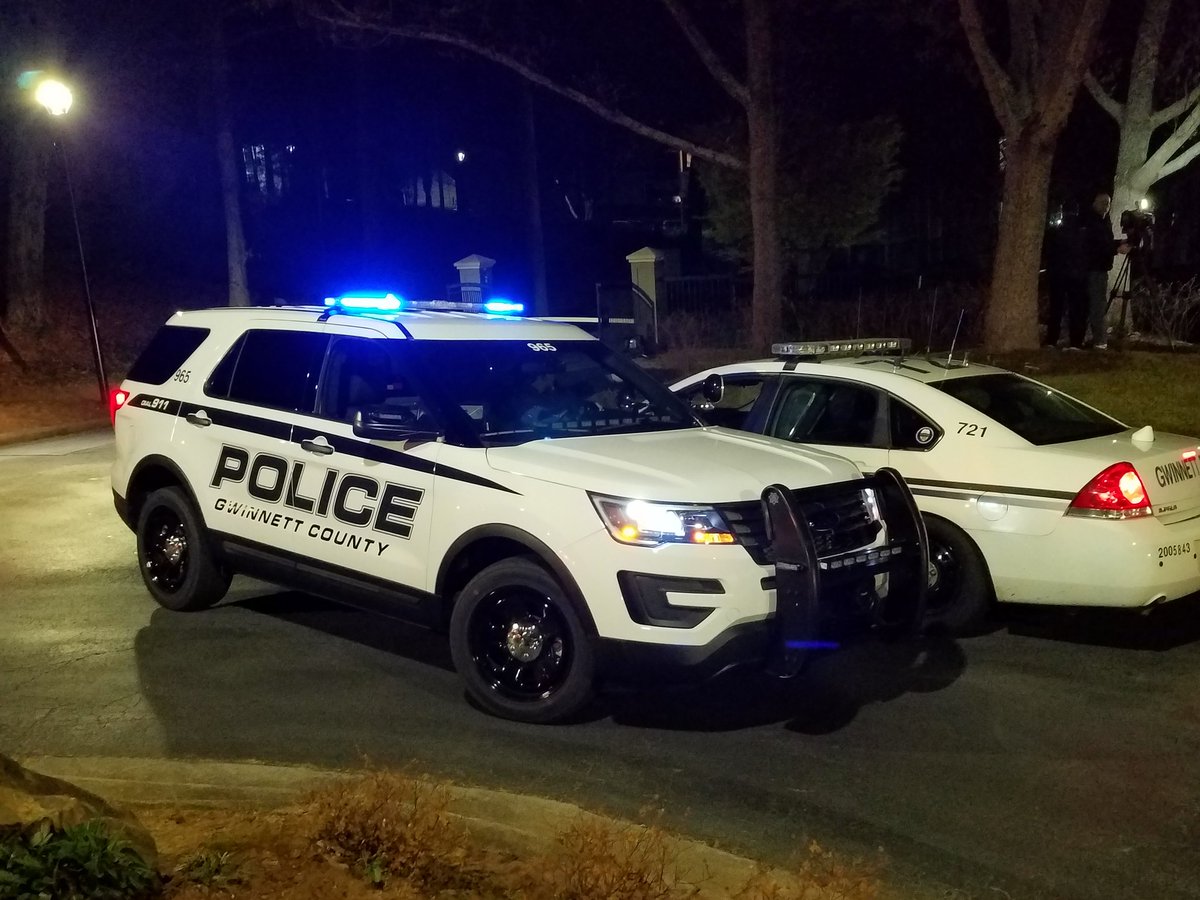 2 dead, 1 injured in Peachtree Corners apt complex shooting. Victims targeted in complex laundry room