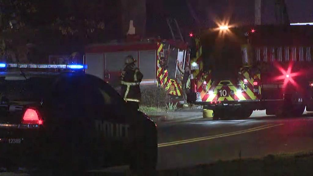 3 firefighters responding to apartment fire hospitalized after truck hits tree    