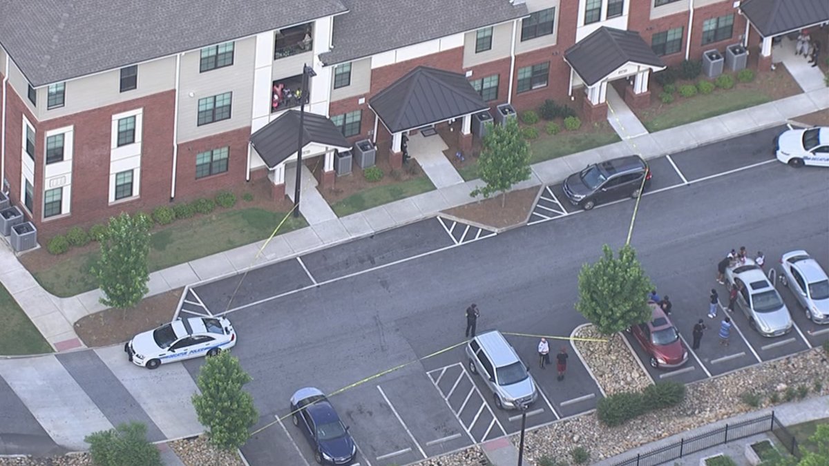 Suspect sought after man found dead at Decatur apartment complex    