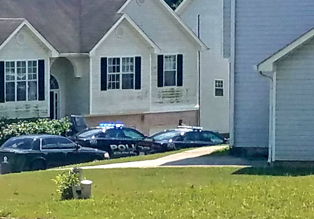 South Fulton Police are working a SWAT situation on Twin Lakes Drive. Neighbors tell the situation started before noon. Police confirm at least one child is in the home. House in question is just out of our view (at officers' request)