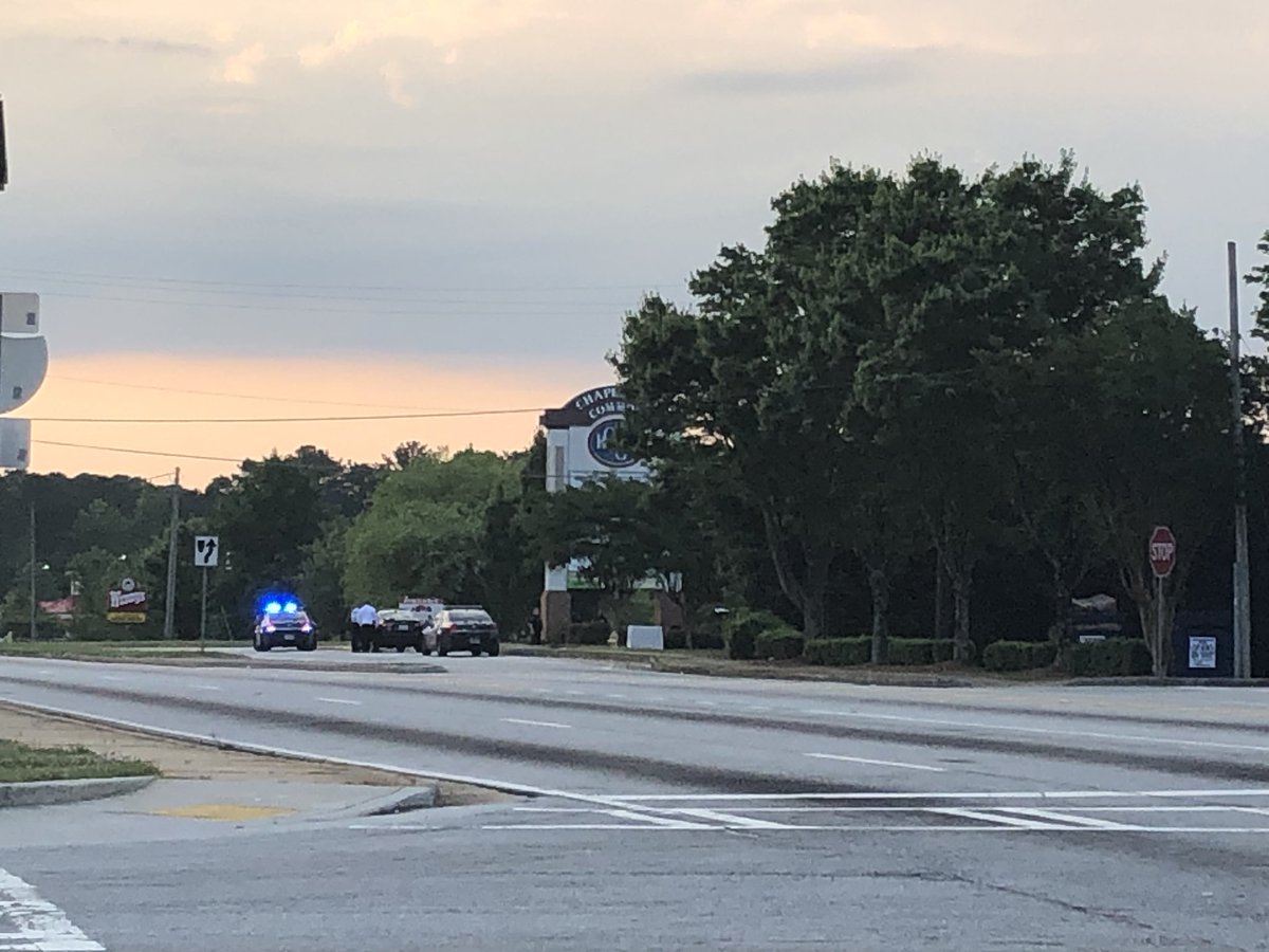Dekalb Police confirmed a bomb threat was made here at the Kroger on Flat Shoals Pkwy in Decatur