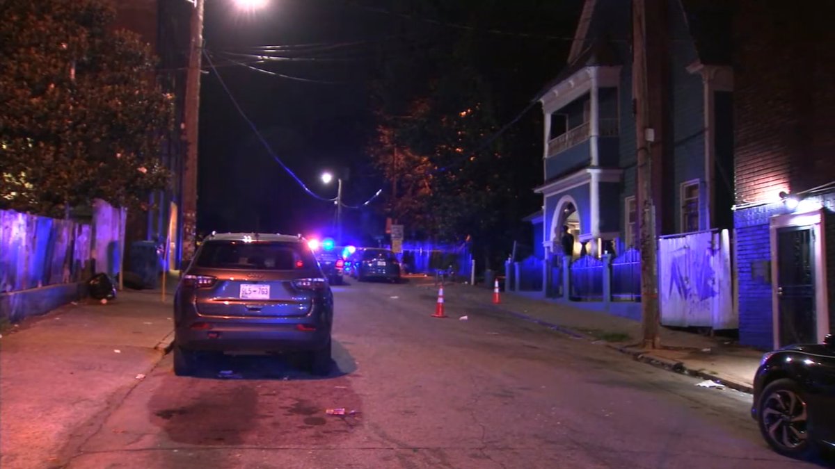 Police are searching for person who shot and killed a man outside an apartment building