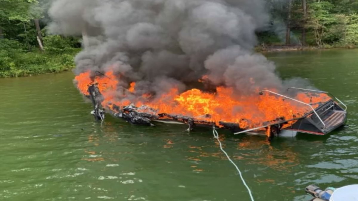 2 boats catch fire in less than 24 hours on Lake Allatoona    