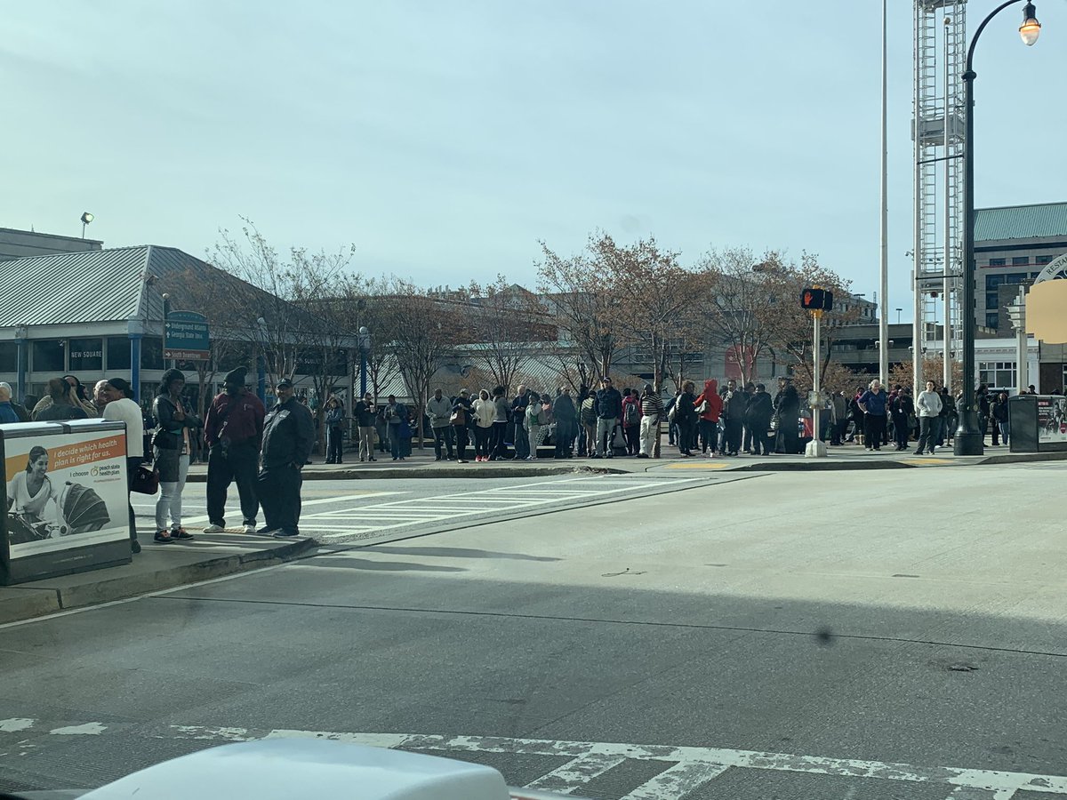 Hundreds evacuated downtown for bomb scare at state office building. Robot just sent in to plaza area
