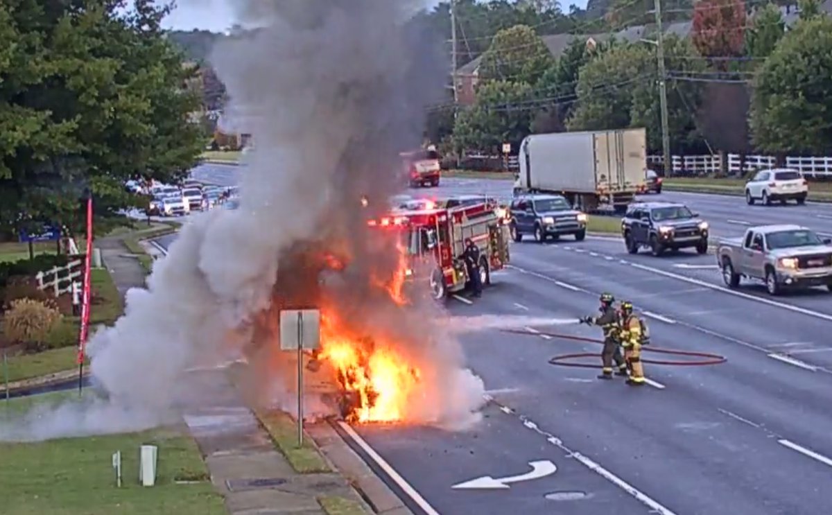 Vehicle Fire on SR-92/eb before King Rd.   All lanes are blocked Delays Avoid 