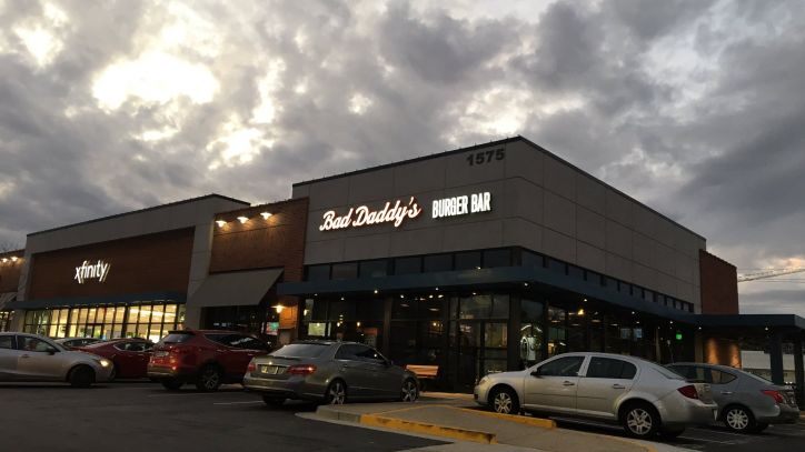 24-year-old held at gunpoint in attempted kidnapping outside of Bad Daddy's Burger Bar