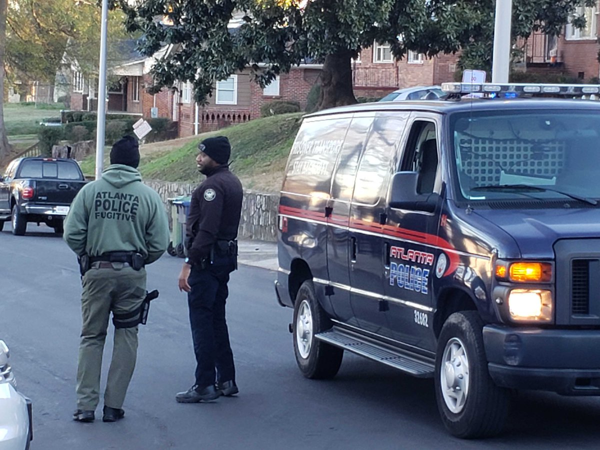 Officers responded to scene and found 3 minors who told them their father attacked them with a bat, 