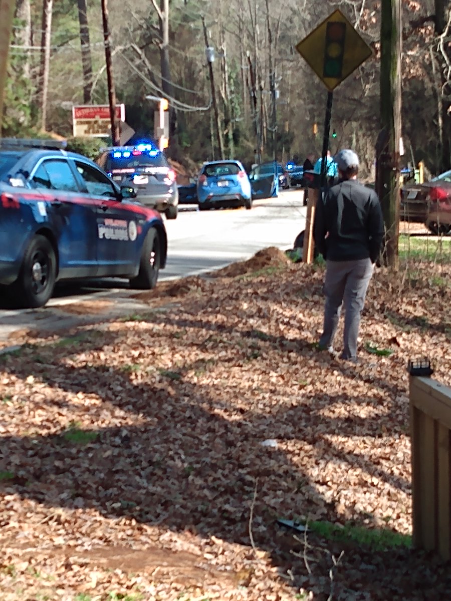 Several @Atlanta_Police officers and the Crime Scene Unit are
