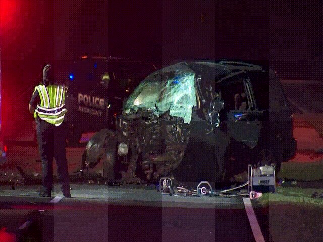 A deadly wreck in Fulton County takes two lives. This is at Fulton Industrial Blvd at MLK Jr Drive, and two people died in the collision, and the cause is under investigation.