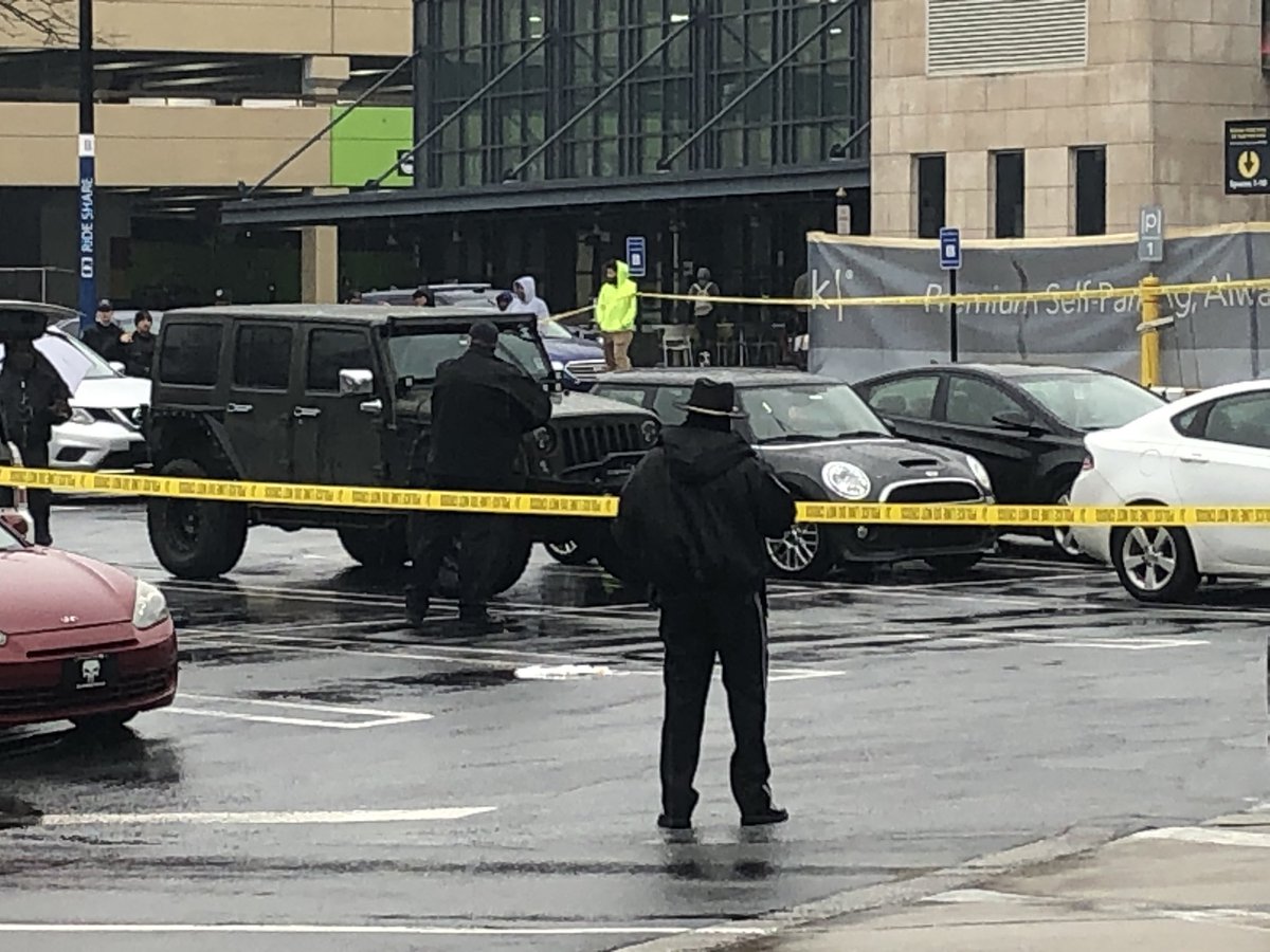 From Atlanta police: one mail shot in or around Bloomingdale's at Lenox Mall. Police tell person is alive.
