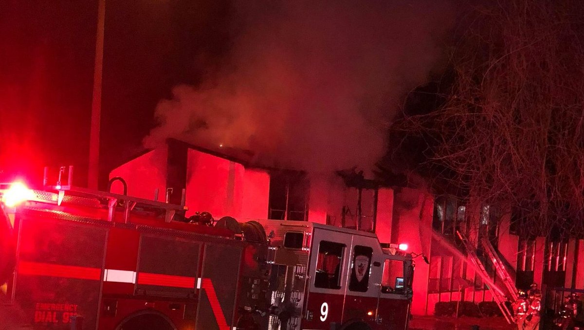 Many Displaced After Fire At Apartment Complex In Sw Atlanta On The 2900 Block Of Martin Luther King Drive Atlanta Georgia News From Georgia Source Of News From Georgia With Live Map