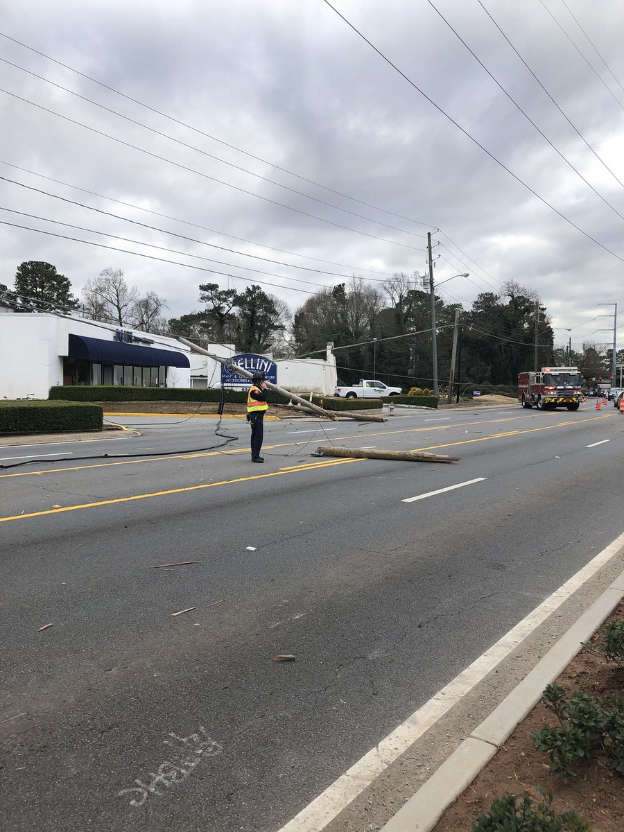 Many Displaced After Fire At Apartment Complex In Sw Atlanta On The 2900 Block Of Martin Luther King Drive Atlanta Georgia News From Georgia Source Of News From Georgia With Live Map