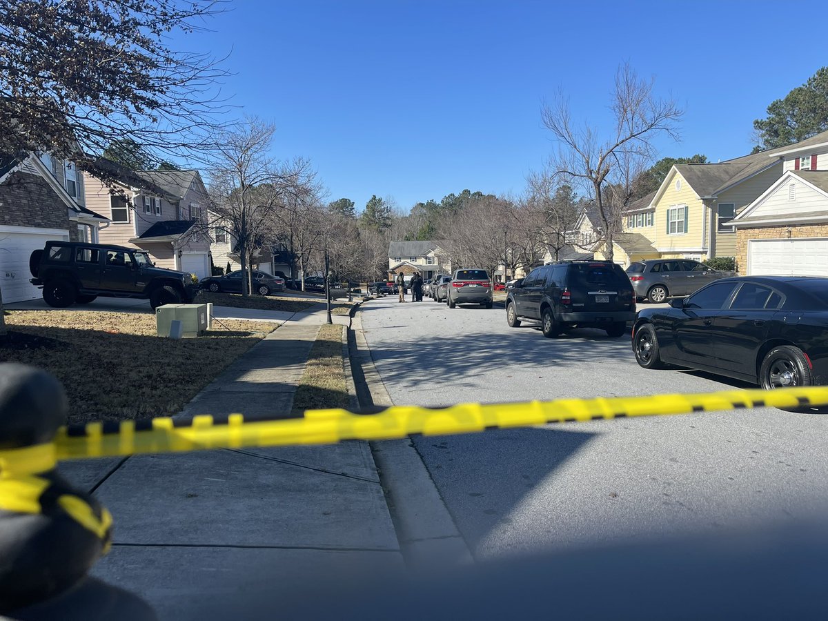 South Fulton Police say a three year old is in the hospital and alert— after accidentally shooting himself with an unsecured gun. This is Misty Walk 