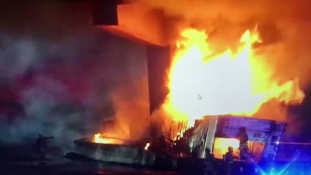 Cobb County. A truck fire has the I-75/sb ramp to I-285/wb shut down. Please avoid. Use Cumberland Blvd. or Cobb Pkwy.