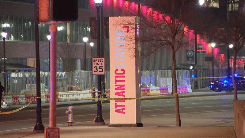 Now, @GBI_GA is conducting an investigation into an officer-involved shooting on 17th Street. That info comes from @Atlanta_Police who say they came here last night about a large crowd, but the shooting did not involve any of their officers.