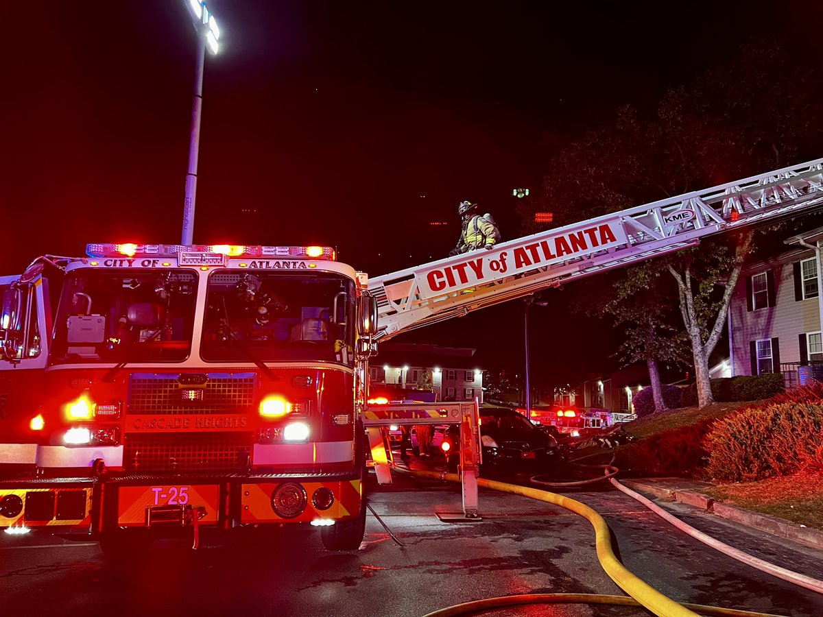 At 10:21pm, a full assignment was dispatched to 2900 Landrum Drive SW for a structure fire. The first alarm responding units arrived on the scene within five minutes to working fire on a two-story apartment building