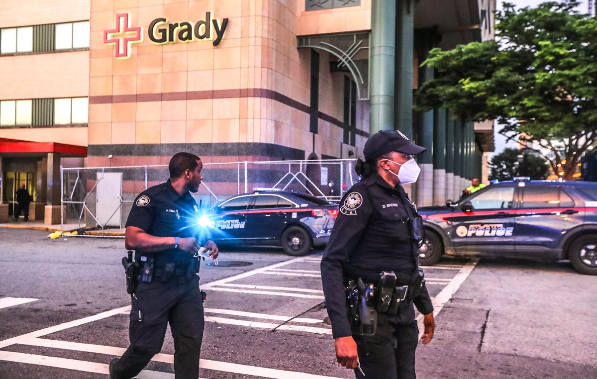 Atlanta police officer grazed in shooting, rushed to hospital -