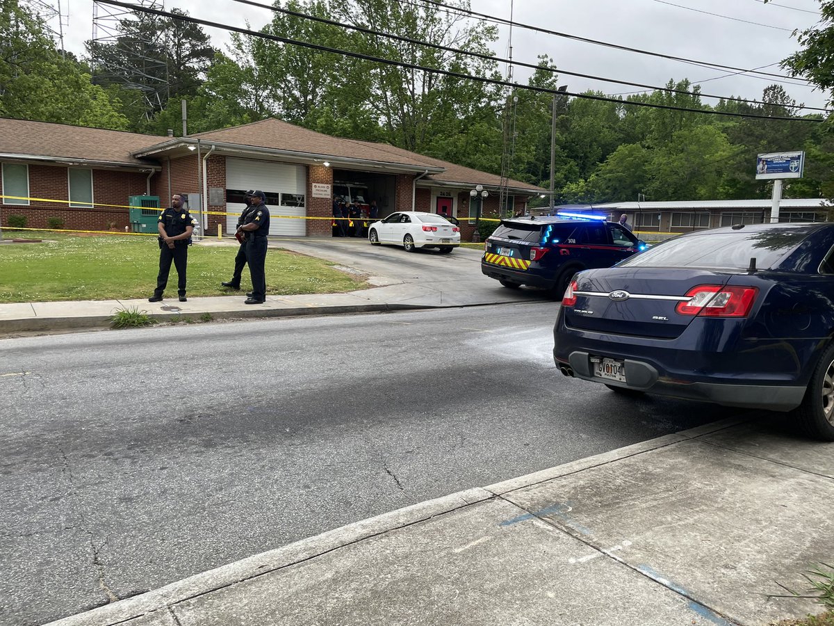 @Atlanta_Police investigating after man's body found in car in driveway of @ATLFireRescue station on Fairburn Rd in SW Atl.