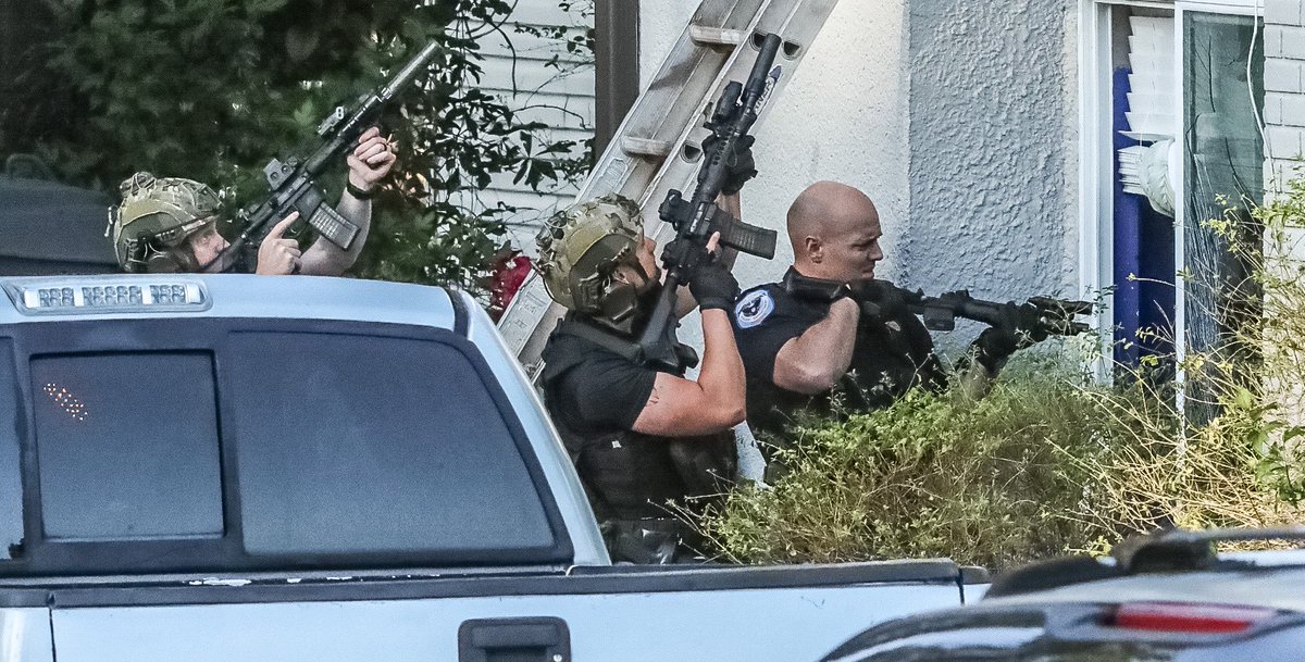 SWAT standoff over at Cobb County apartment complex. Man in custody 