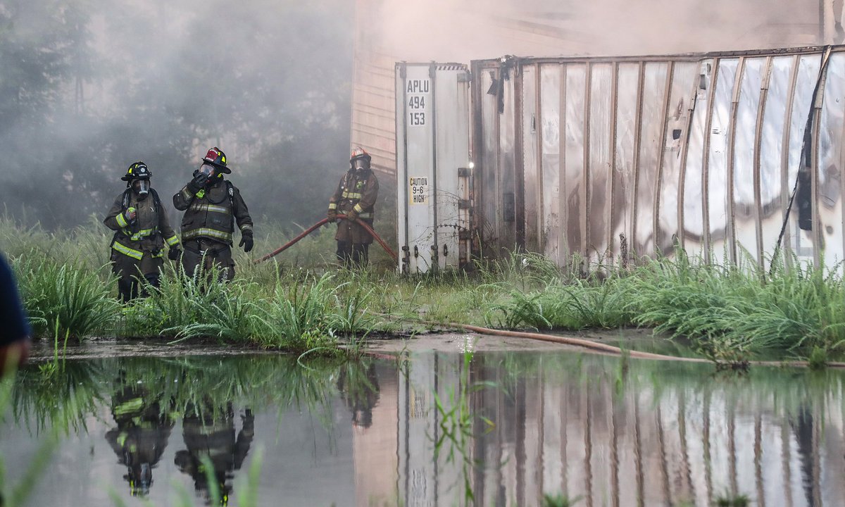 Milledge Street shutdown as EastPoint firefighters battle trailers on fire in industrial area