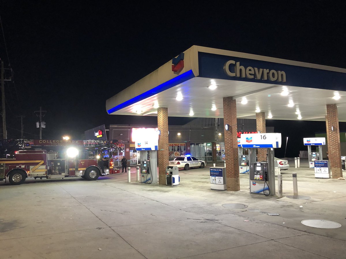 College Park Police are investigating a deadly shooting at the Chevron on Godby Road and Old National Highway. A man in his 40's was shot in his stomach in the parking lot. Police are still looking for the suspect