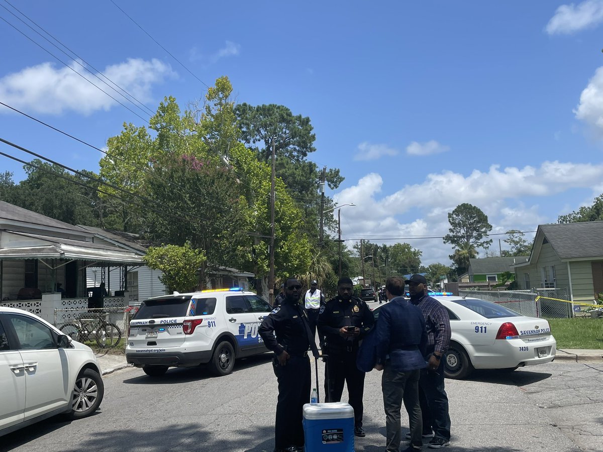 Scene at an officer involved shooting on Gwinnett and Magazine street. Witnesses tell a man in his 20s was shot three times by a SPD officer. The GBI is investigating. Officials tell the shooting was called in around noon