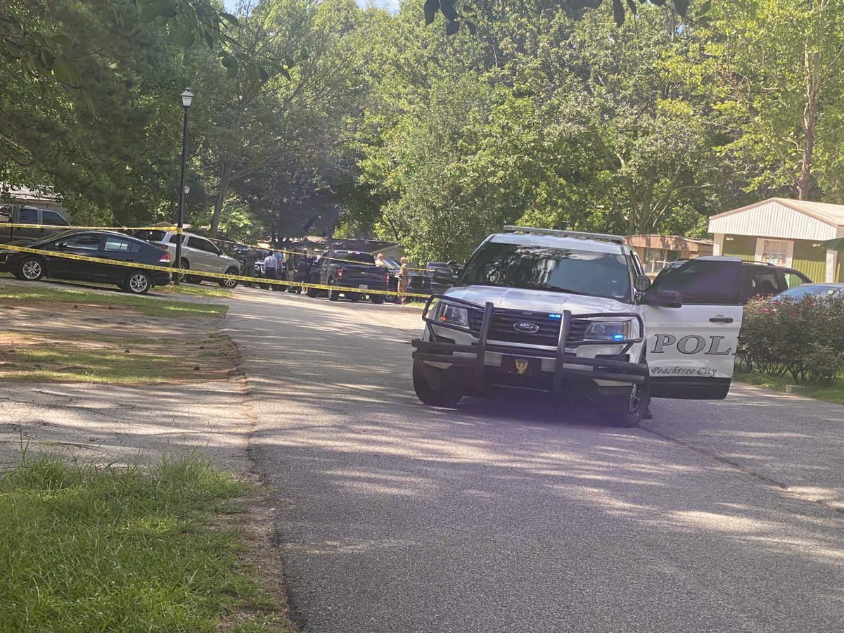 Peachtree City at the Shiloh Mobile Home Park where the GBI is investigating an officer-involved shooting. We've recently learned a U.S. Marshal was transported to Grady after being shot earlier in the day. A suspect is in custody