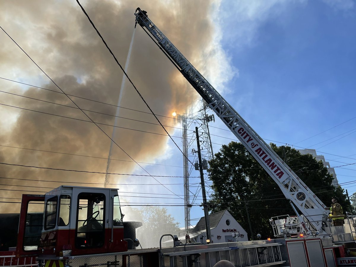 Roswell Rd in Buckhead closed as firefighters battle large blaze at icon bar