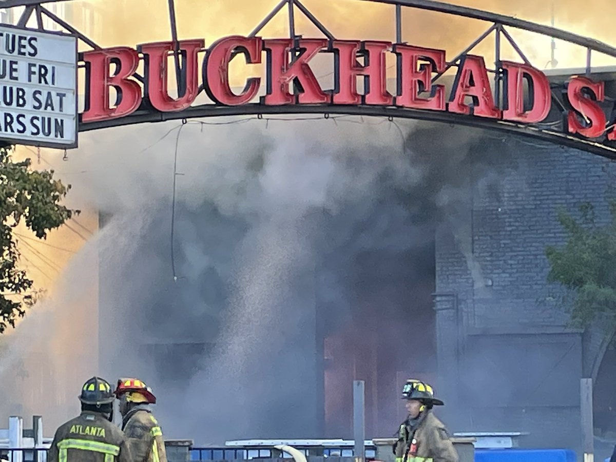 Roswell Rd in Buckhead closed as firefighters battle large blaze at icon bar