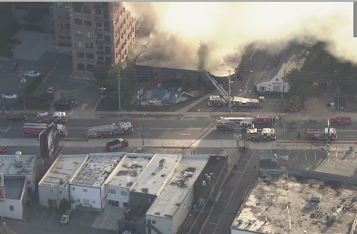 Buckhead: Massive structural fire shuts down lanes on Roswell Rd between W Paces Ferry Rd and East Andrews Dr. 