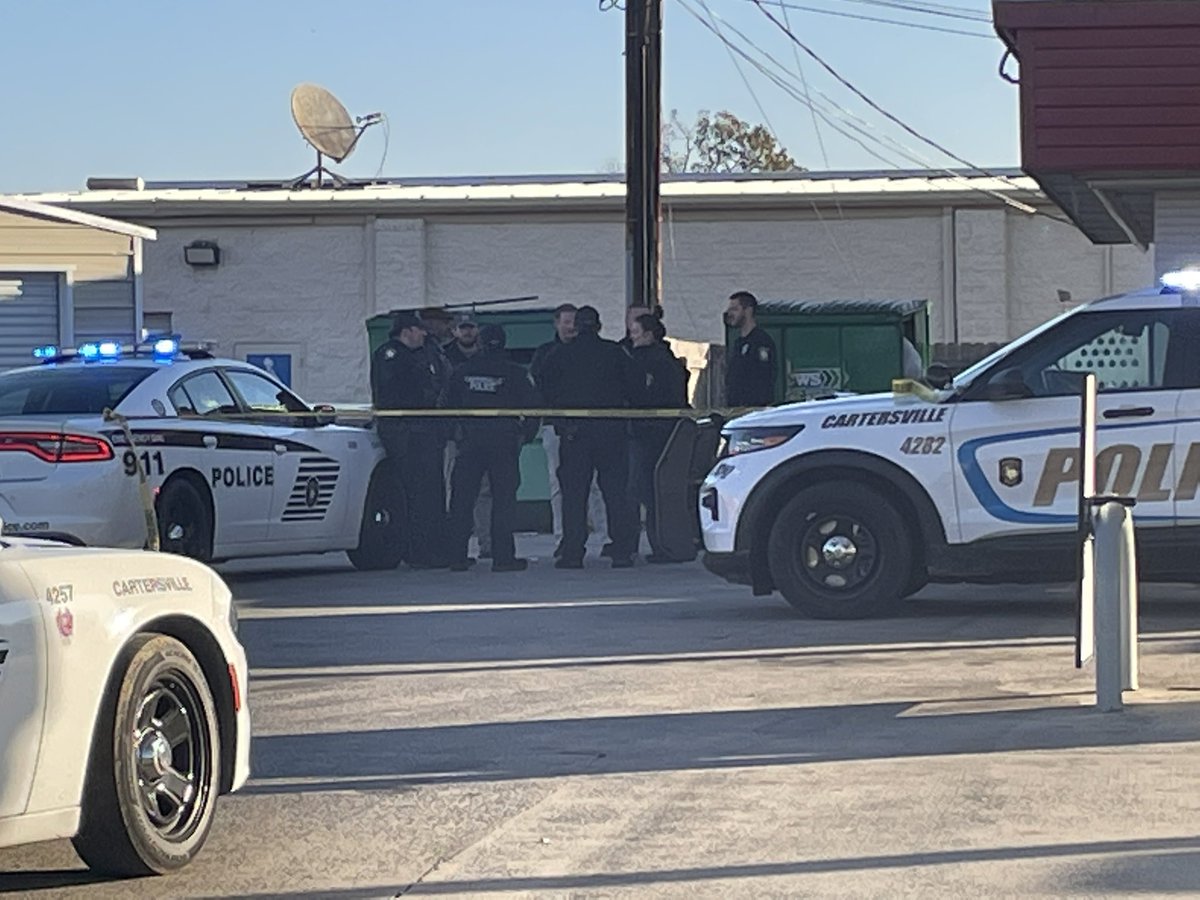 @CartersvillePD and @GBI_GA officers are on scene of an officer involved shooting at the Circle K on Joe Frank Harris Pkwy. No word on injuries or fatalities. Waiting to get details about what happened.  