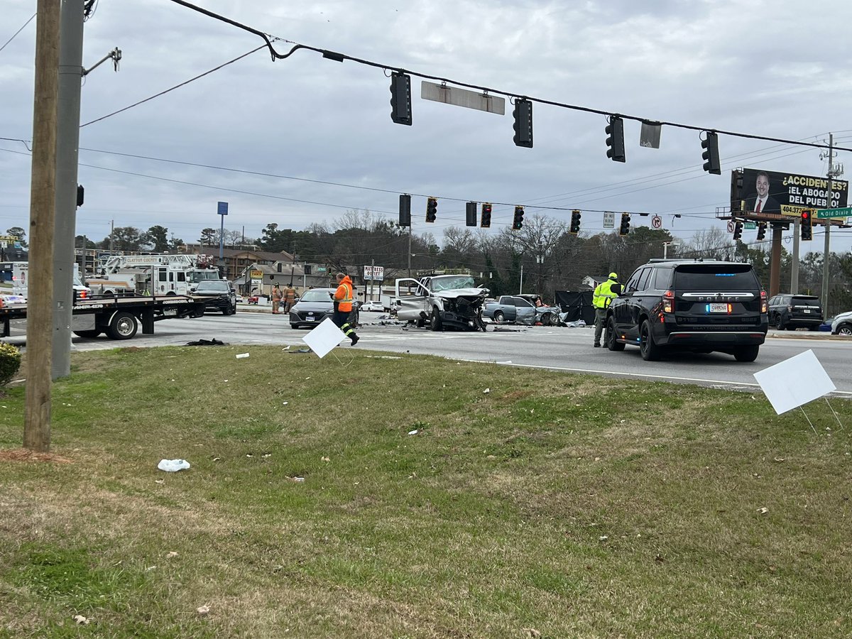 One person is dead, and ten others injured after a crash on Tara Blvd. and Old Dixie Road in Clayton County. Good Samaritans stepped in to rescue two children from the burning car