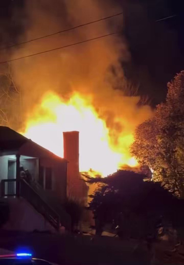 Crews investigate fire in Atlanta's Bankhead neighborhood