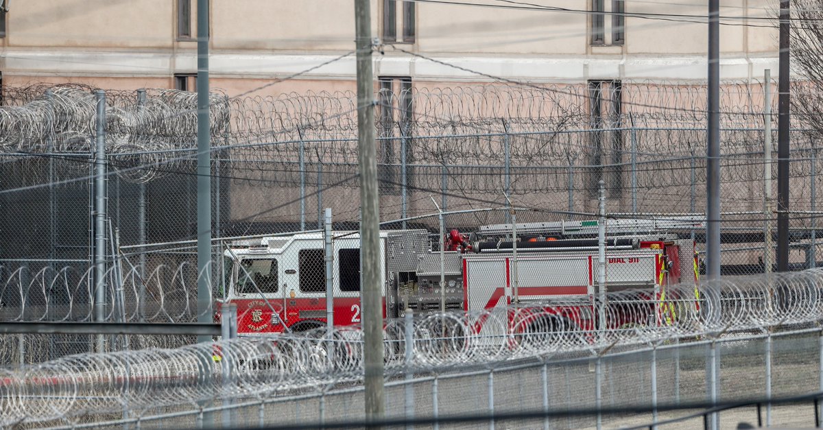 Officials say 2 inmates taken to hospital after starting fire at Fulton County Jail  