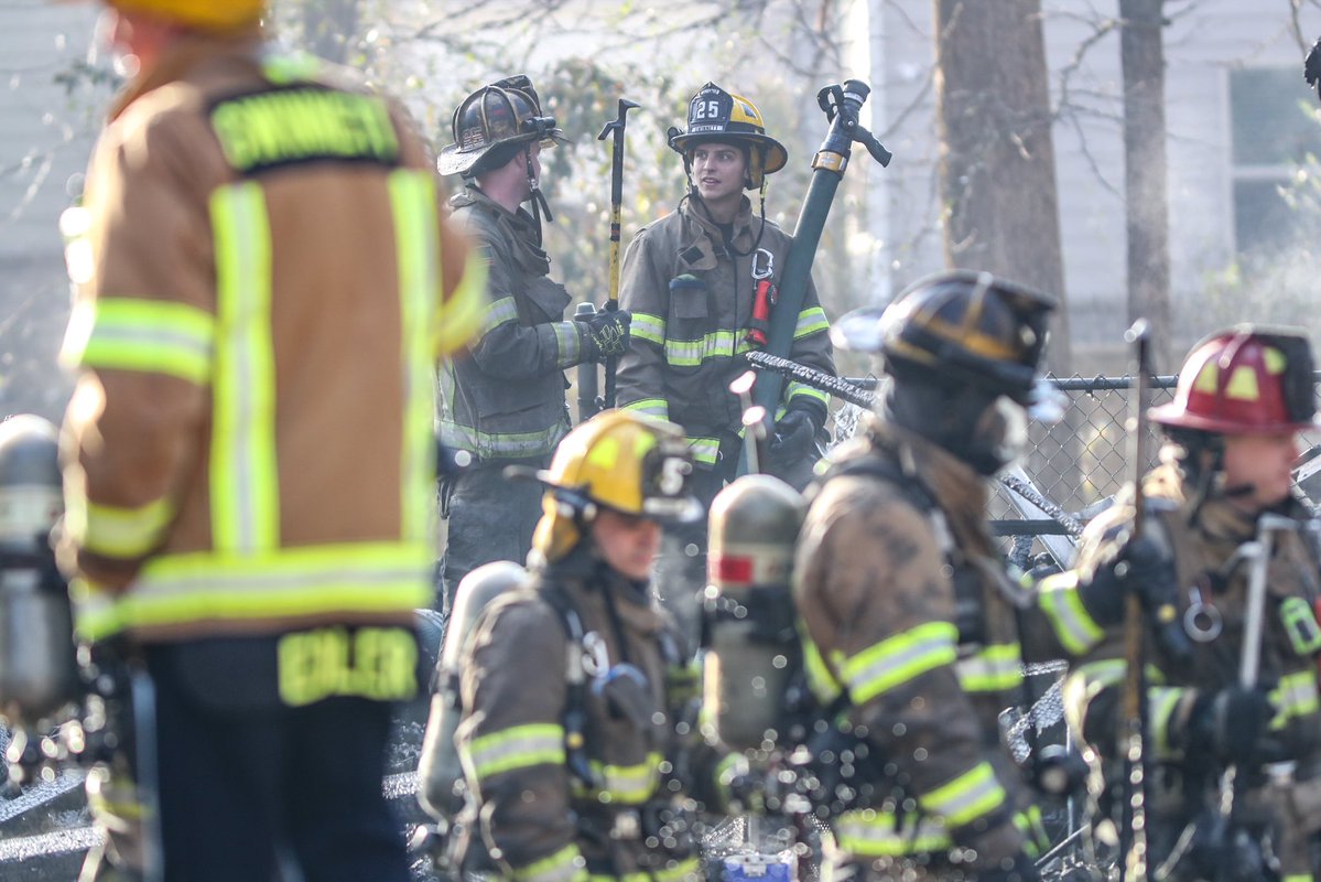 2 residents taken to hospital after Gwinnett house fire