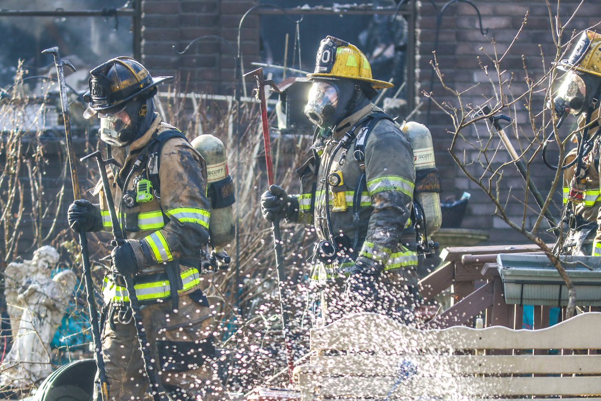 2 residents taken to hospital after Gwinnett house fire