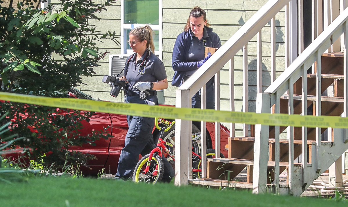 Police investigating after 2 found dead in Gwinnett neighborhood